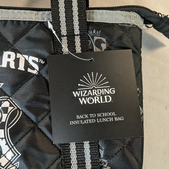 WB Wizarding World of Harry Potter Hogwarts Black Lunch Bag Box NEW Warner Bros - Picture 2 of 8